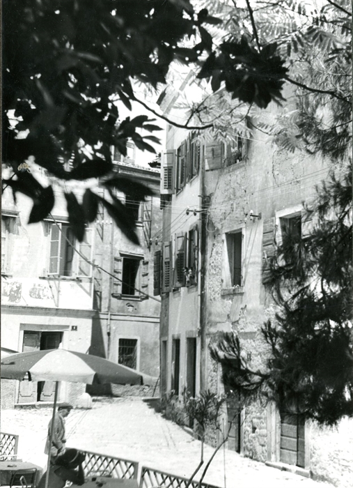 Image description